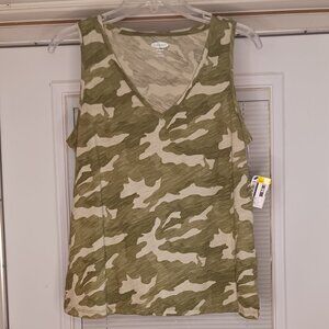 #138 3/$18 - Old Navy Green Tank Top Size Small